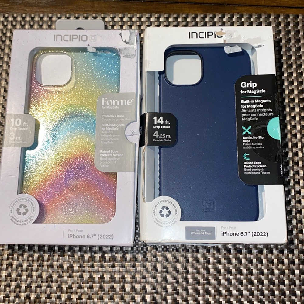 2 incipio phone cases